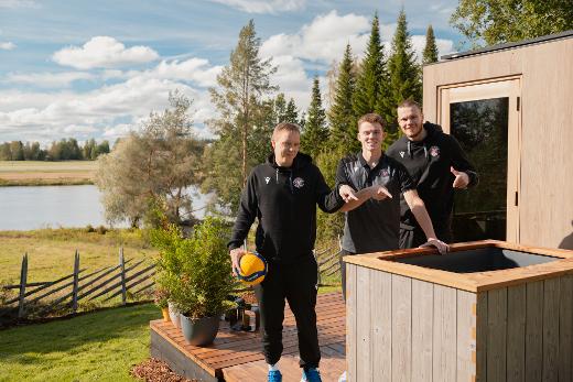 Sauna ja kylmäallas VaLePan pelaajien testissä.